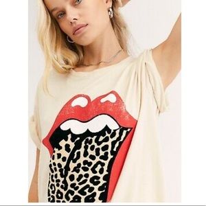 FREE PEOPLE ROLLING STONES TOP - Size LARGE